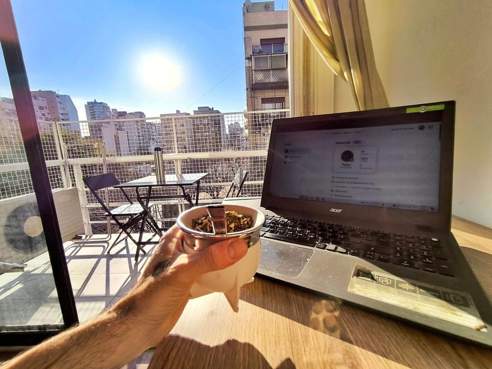 Balcony/Terrace, City view