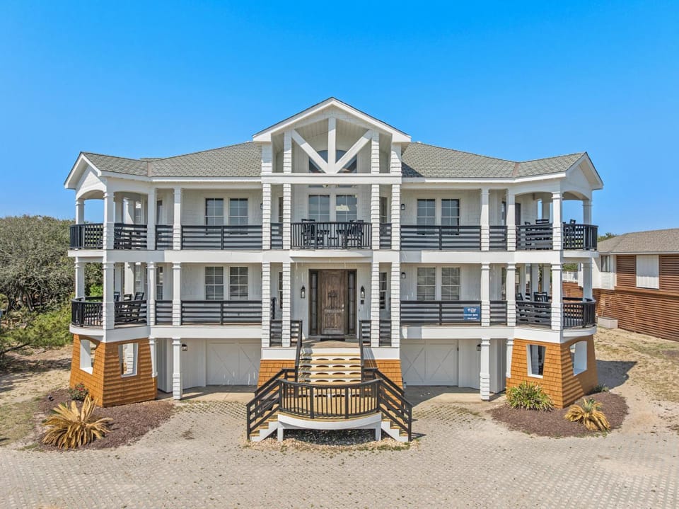 Savannah Dawn House in Southern Shores