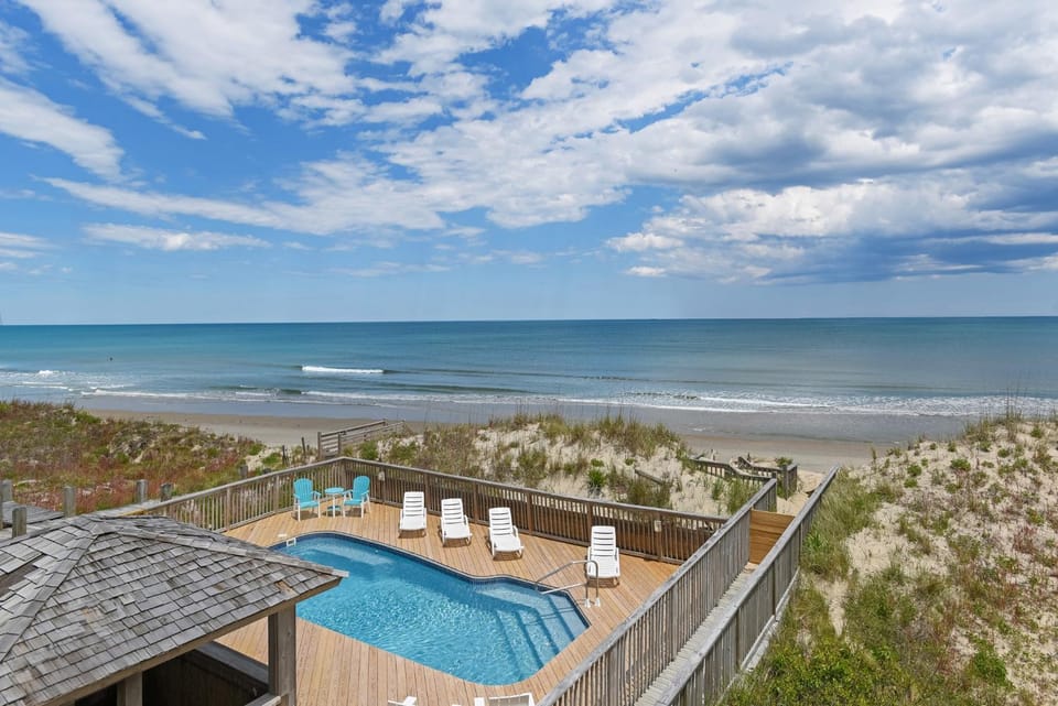 Schools Out House in Corolla