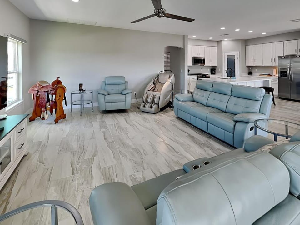 Play N Hooky House in Jamaica Beach