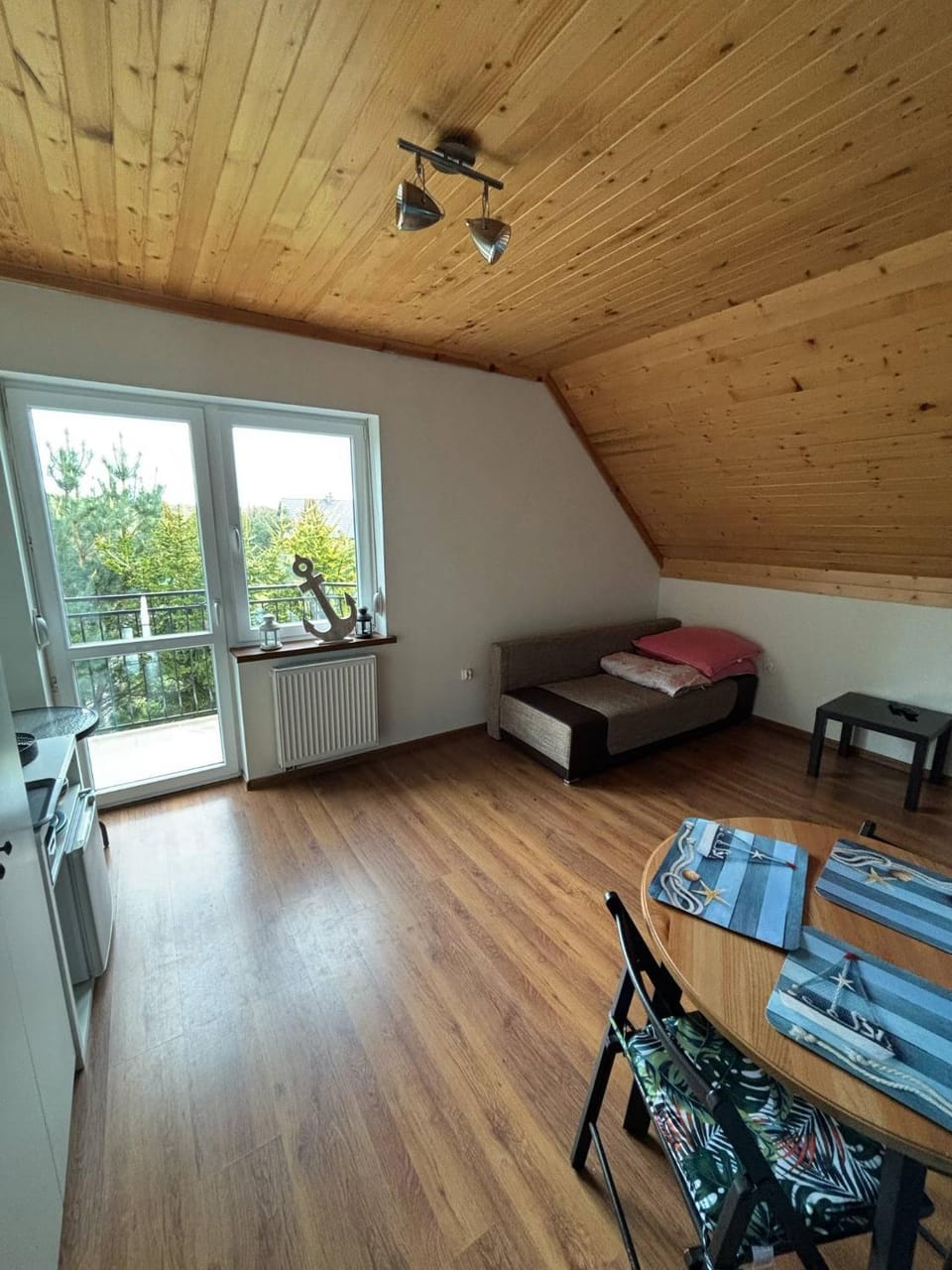Bed, Living room, Seating area
