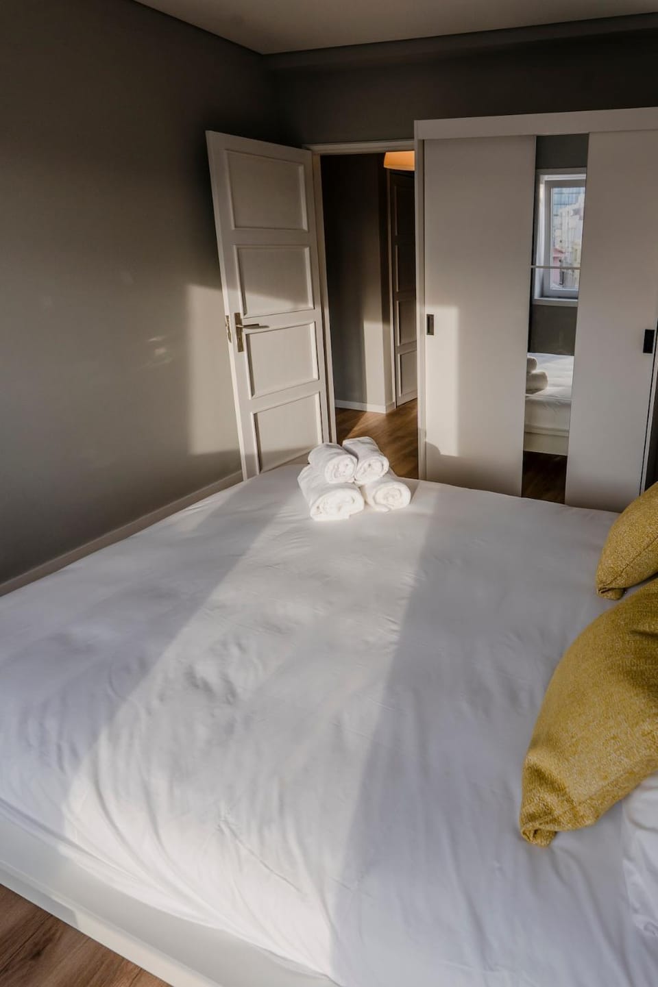 Bed, Photo of the whole room, Bedroom, towels, wardrobe