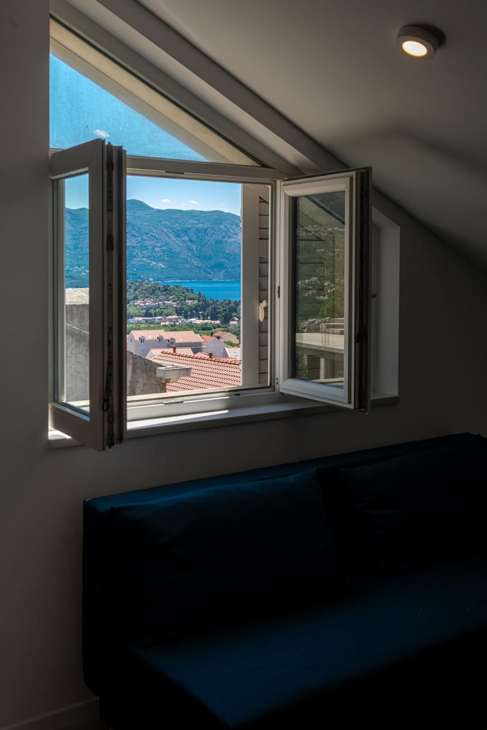 Natural landscape, View (from property/room), Living room, Seating area, Mountain view, Sea view
