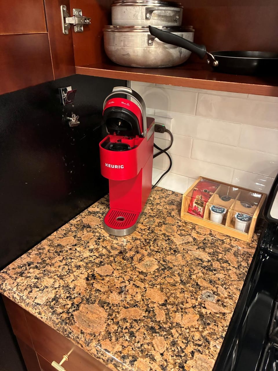 Coffee/tea facilities, Kitchen or kitchenette