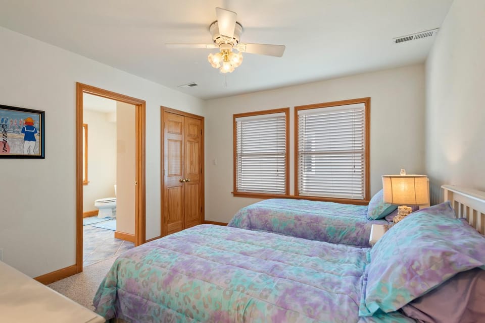 Sea-Sound Blessing House in Corolla