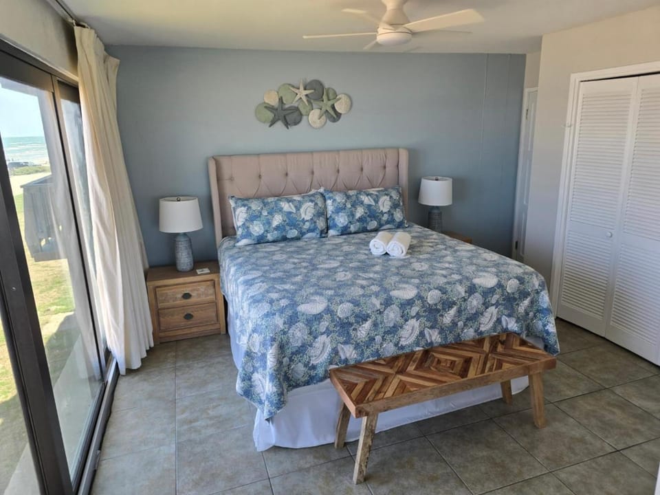 Corner Beachfront Condo with 270 Degree Gulf View and Wrap Around Balcony on Whitecap Beach Heated Pool Island House Unit 209 Apartment in North Padre Island