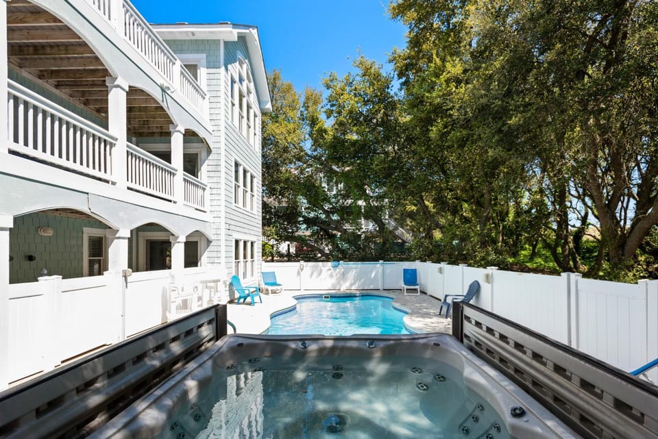 Seadog House in Corolla