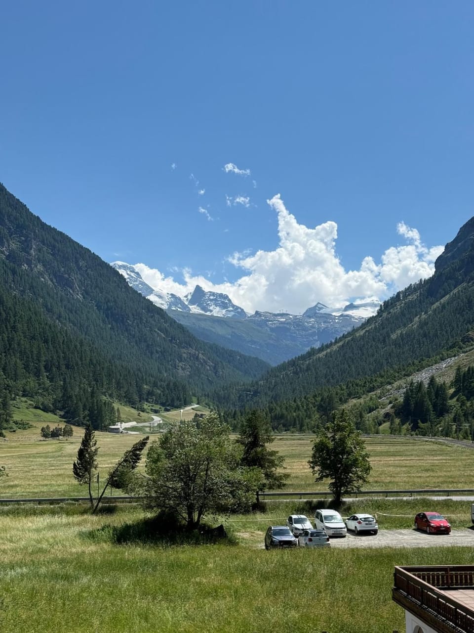 Nearby landmark, Natural landscape, Mountain view