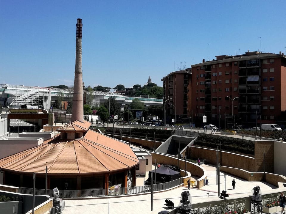 Property building, Neighbourhood, Area and facilities, Shopping Area