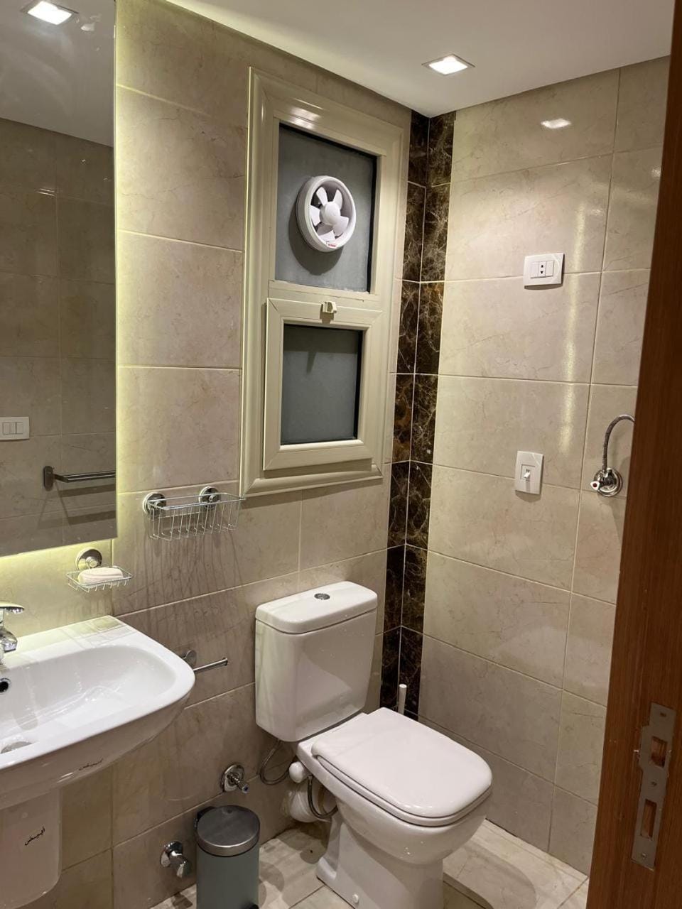 Shower, Toilet, Bathroom, bidet