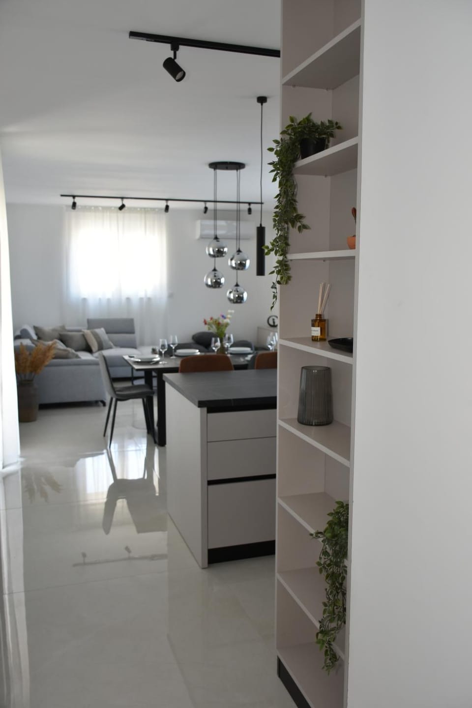 Kitchen or kitchenette, Living room, Photo of the whole room, Seating area