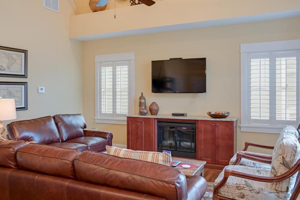 Seaside Serenity House in Corolla