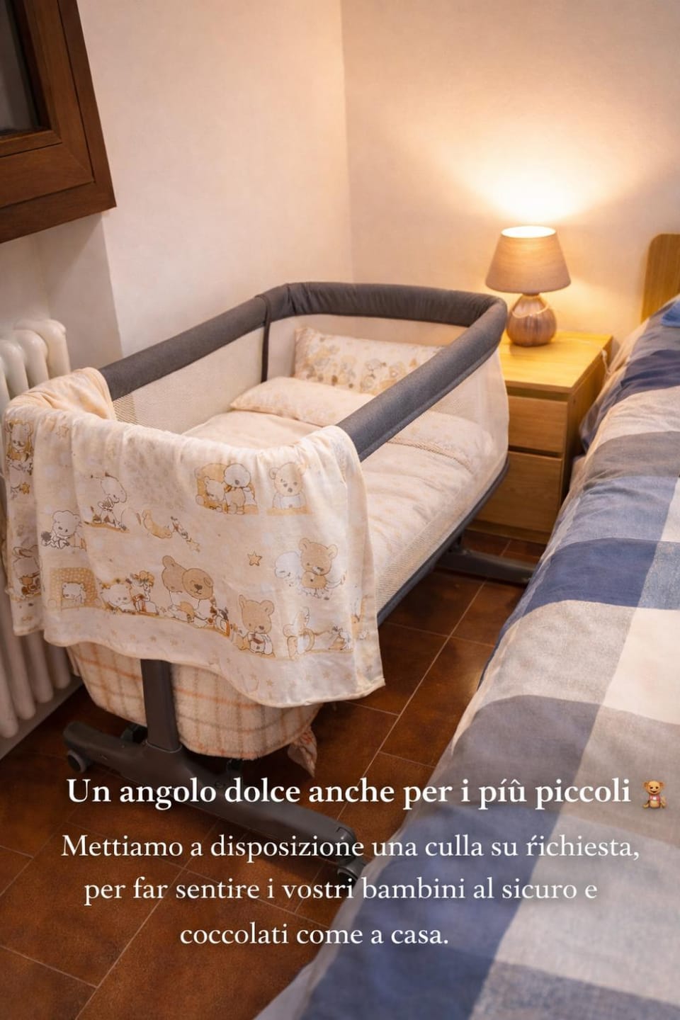 Bedroom, cot