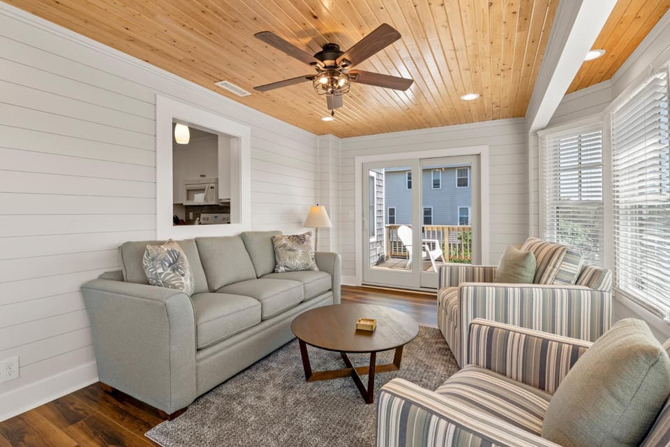 Serenity House in Duck