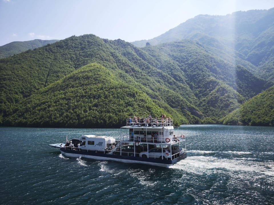 Rozafa Ferry & Accommodation Hostel in Montenegro