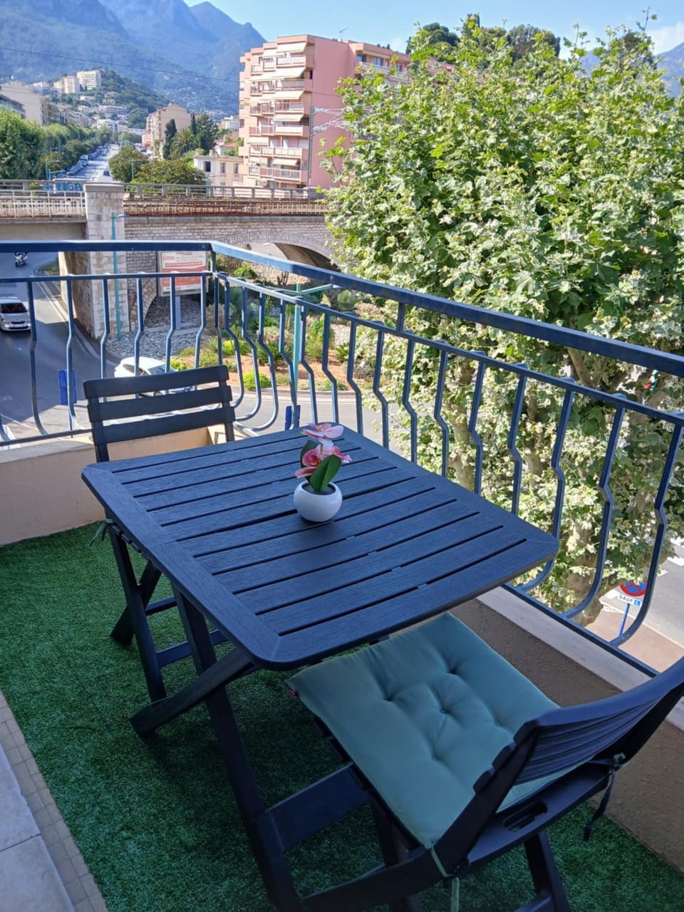 Alina&Gabriel Apartment in Menton