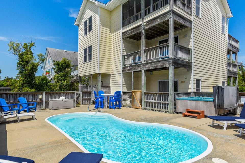 Shore Beats Workin House in Corolla