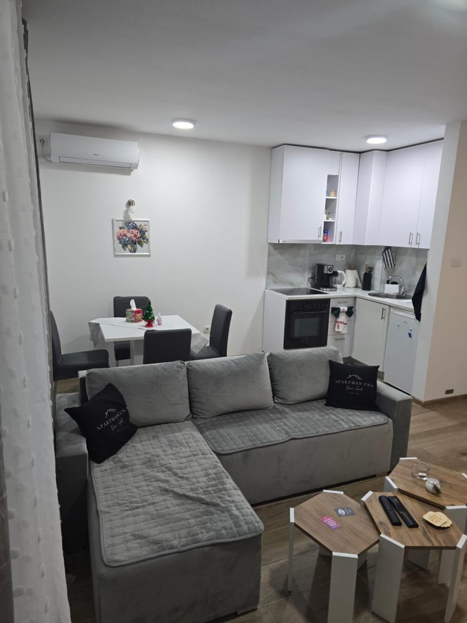 Apartman Una Apartment in Novi Sad