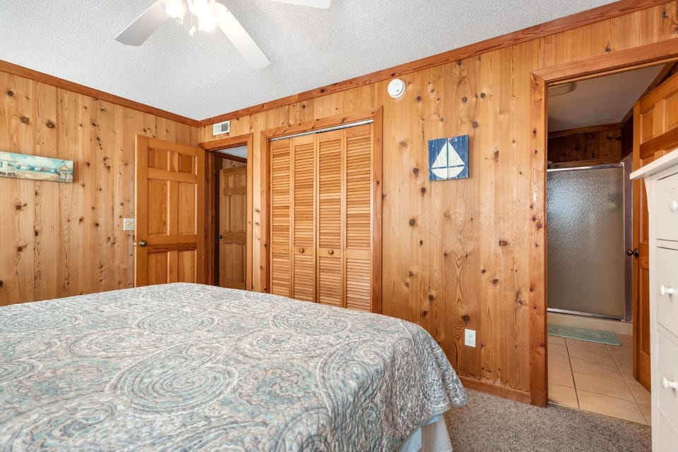 Siren Song Apartment in Corolla