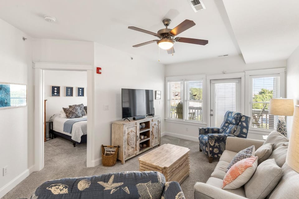 Sunset Sound Apartment in Nags Head