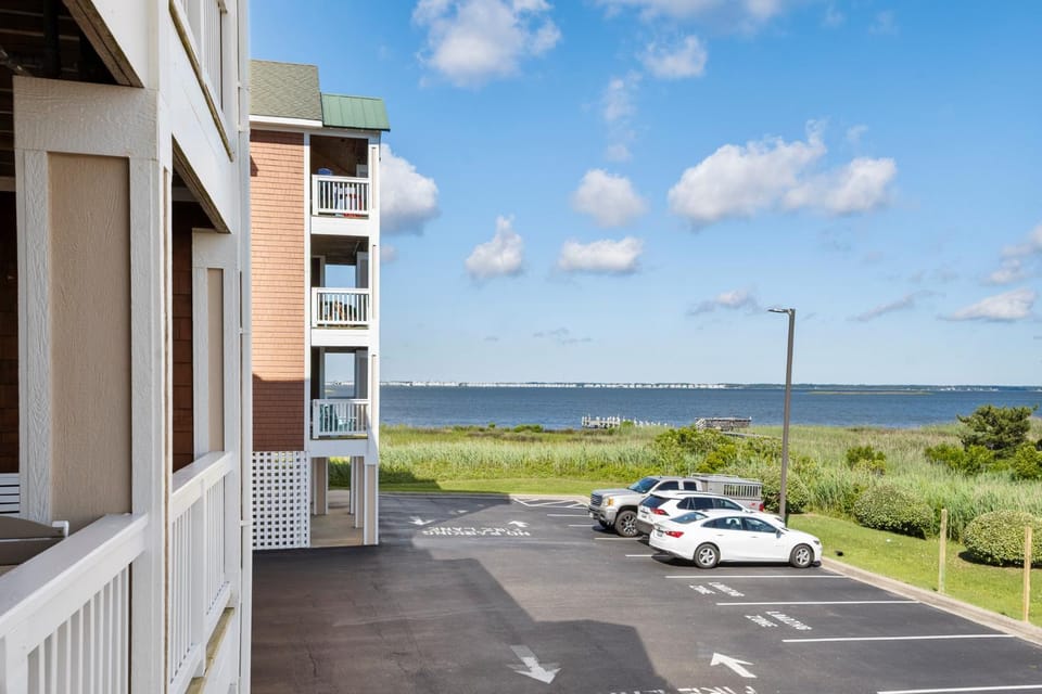 Sunset Sound Apartment in Nags Head