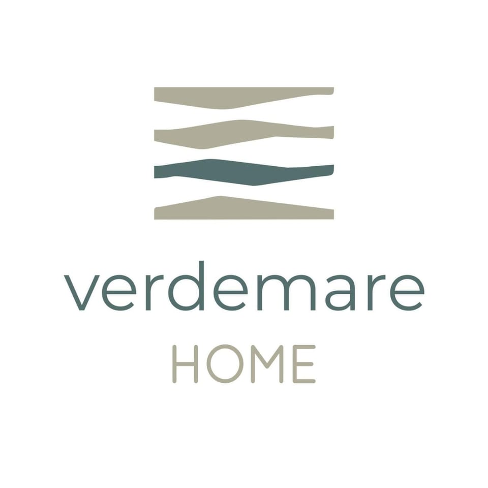Property logo or sign, Logo/Certificate/Sign, Text overlay, Certificate/Award