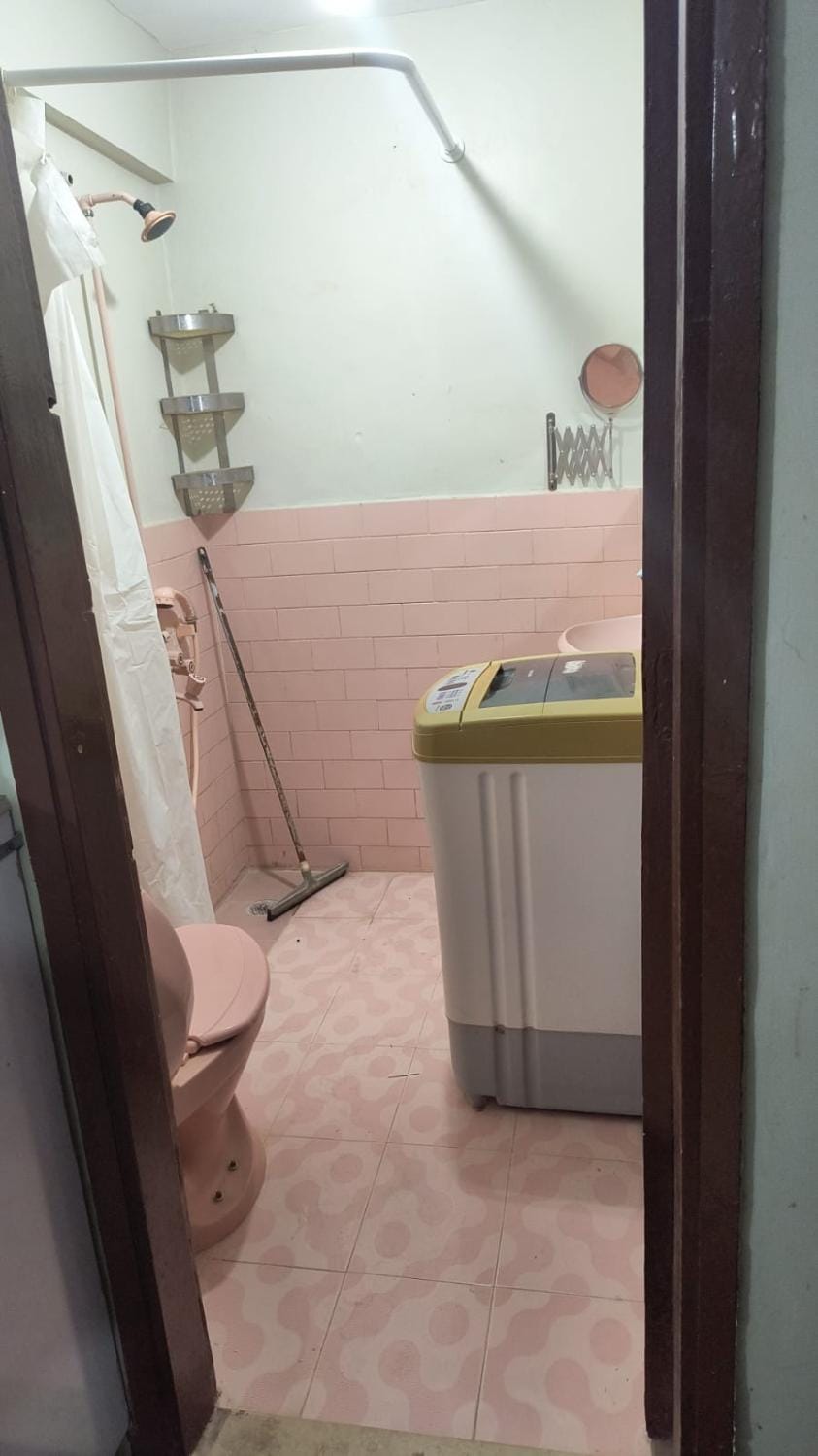 DELME - Furnished 2 Bedrooms with Drawing & Dinning-Disco Bakery-Families ONLY Apartment in Karachi