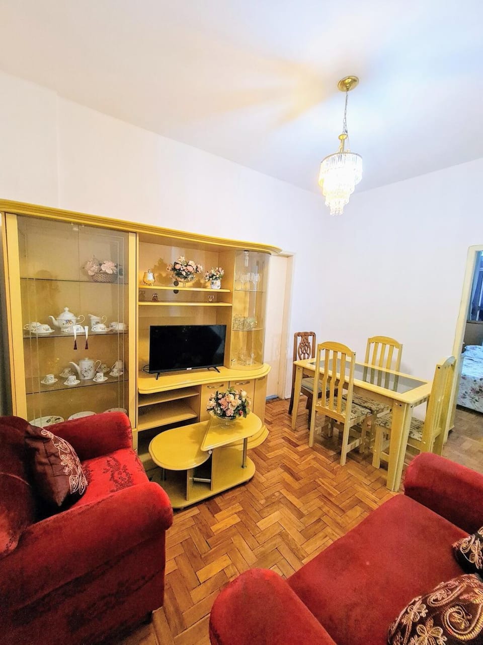Communal lounge/ TV room, Living room, Seating area