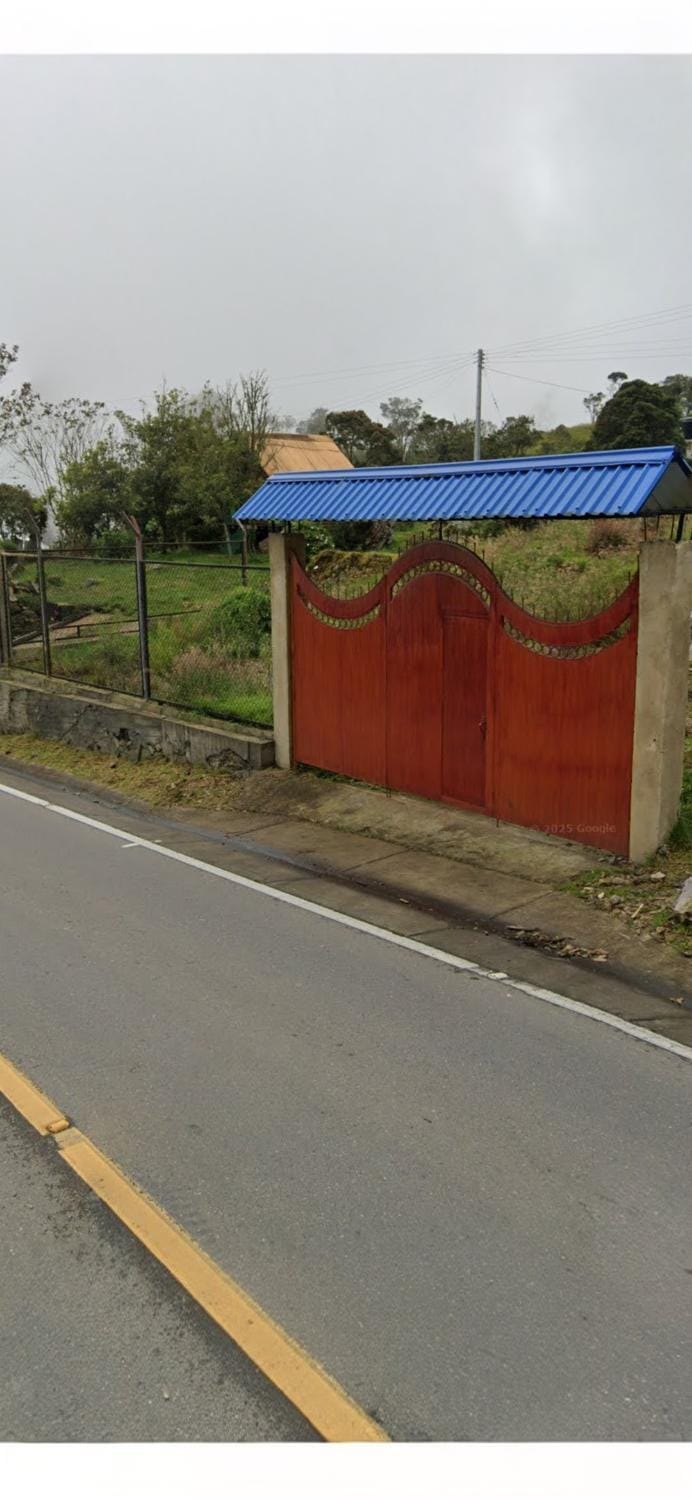 Bus completamente amoblado Campground/ 
RV Resort in Cundinamarca, Colombia