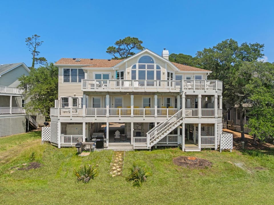 Spontaneity House in Corolla
