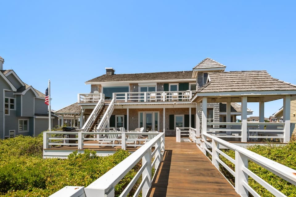 Stairway To Heaven House in Nags Head