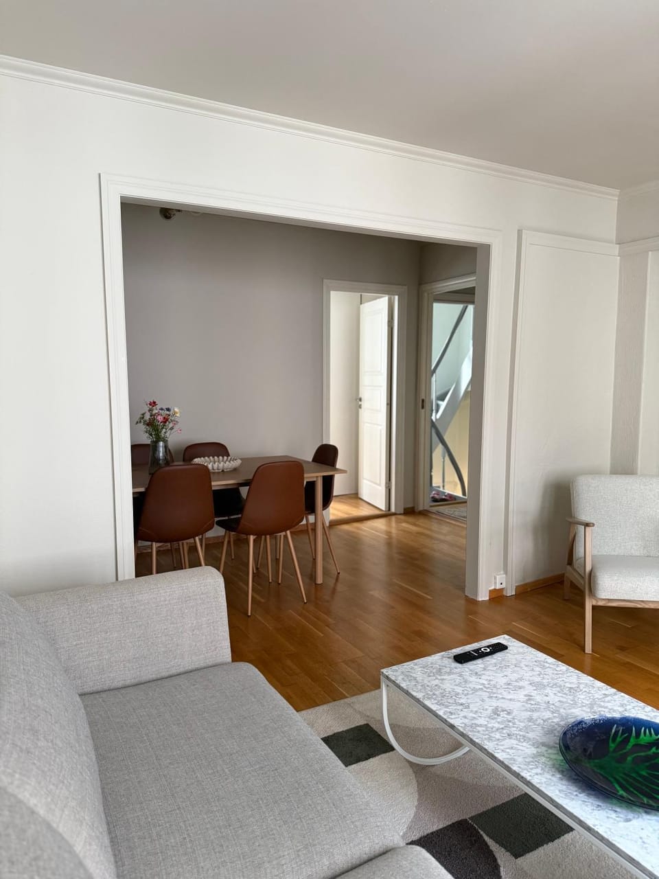 Living room, Dining area