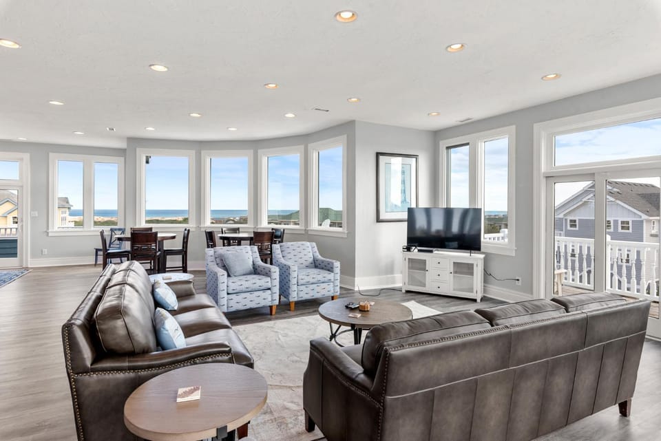 Sunshine & Water Views - Best in the Outer Banks! House in Corolla