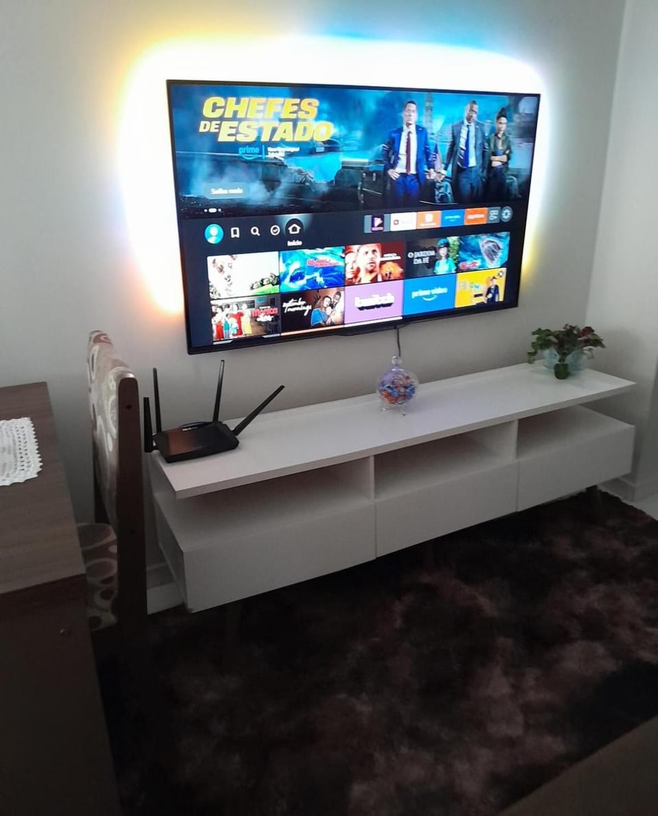 Communal lounge/ TV room, TV and multimedia