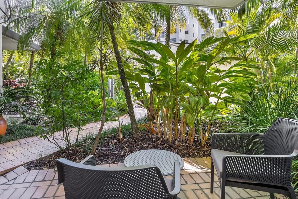 2 bedroom close to beach Apartment in Sunshine Coast
