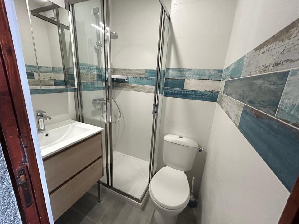 Appartement à 200m de la mer avec loggia - FR-1-837-42 Apartment in Argeles-sur-Mer