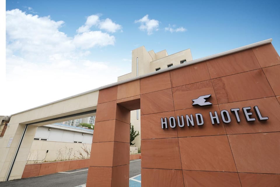 Hound Hotel Asan Terminal Hotel in South Korea