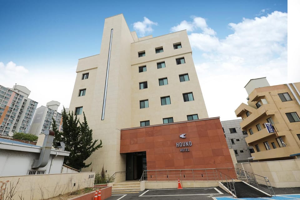 Hound Hotel Asan Terminal Hotel in South Korea