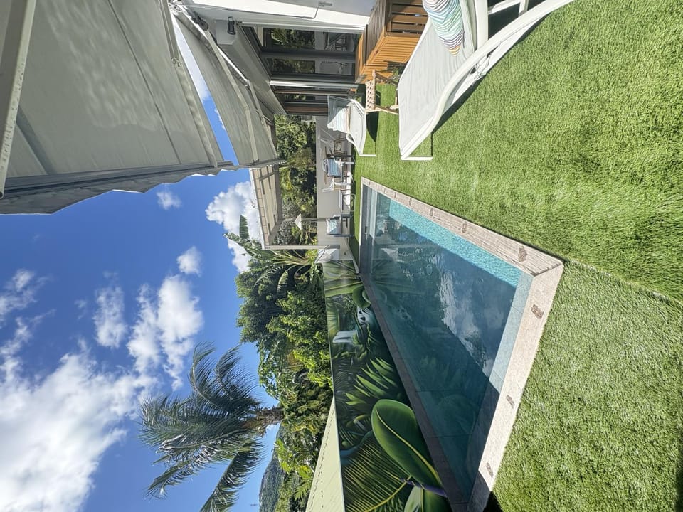 Day, Pool view, Swimming pool, sunbed