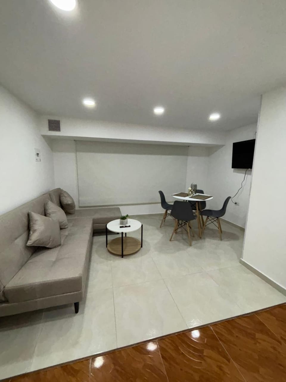 Puerta al aeropuerto Apartment in Bogota