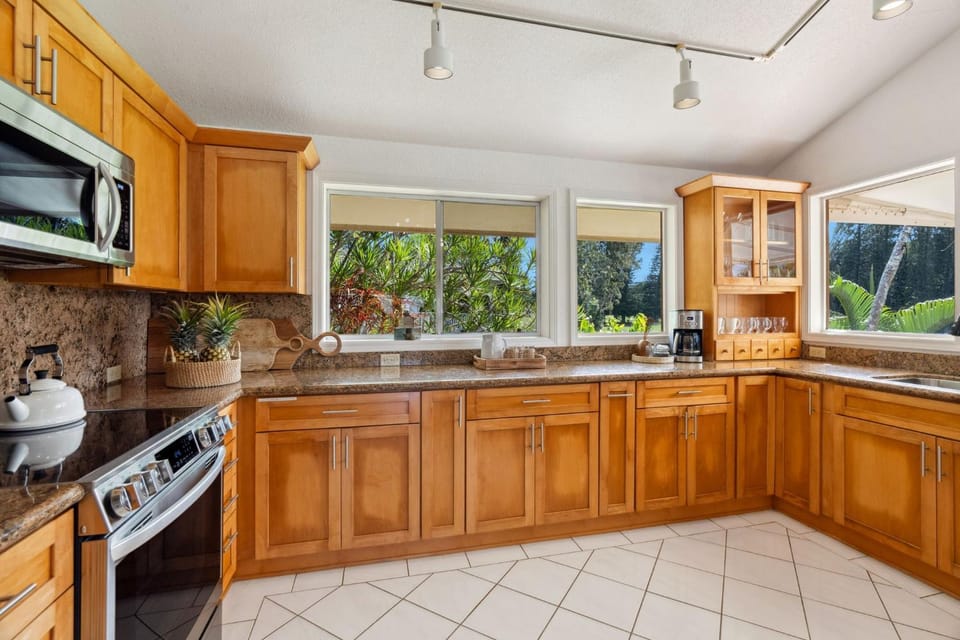 (4183) KPalms 4Br 3Ba Spacious Home with AC and Views House in Princeville