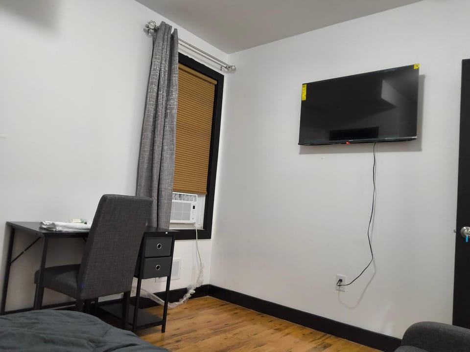 Log Comfort 3 Apartment in Irvington