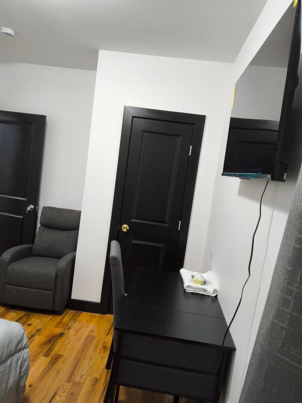 Log Comfort 3 Apartment in Irvington