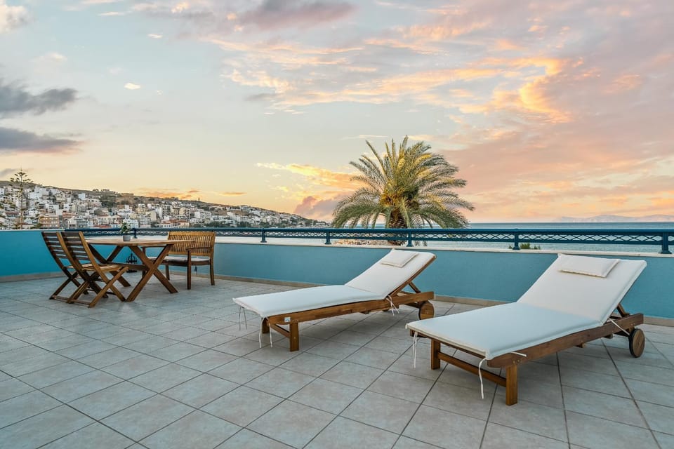 Natural landscape, View (from property/room), Balcony/Terrace, Sunset, sunbed