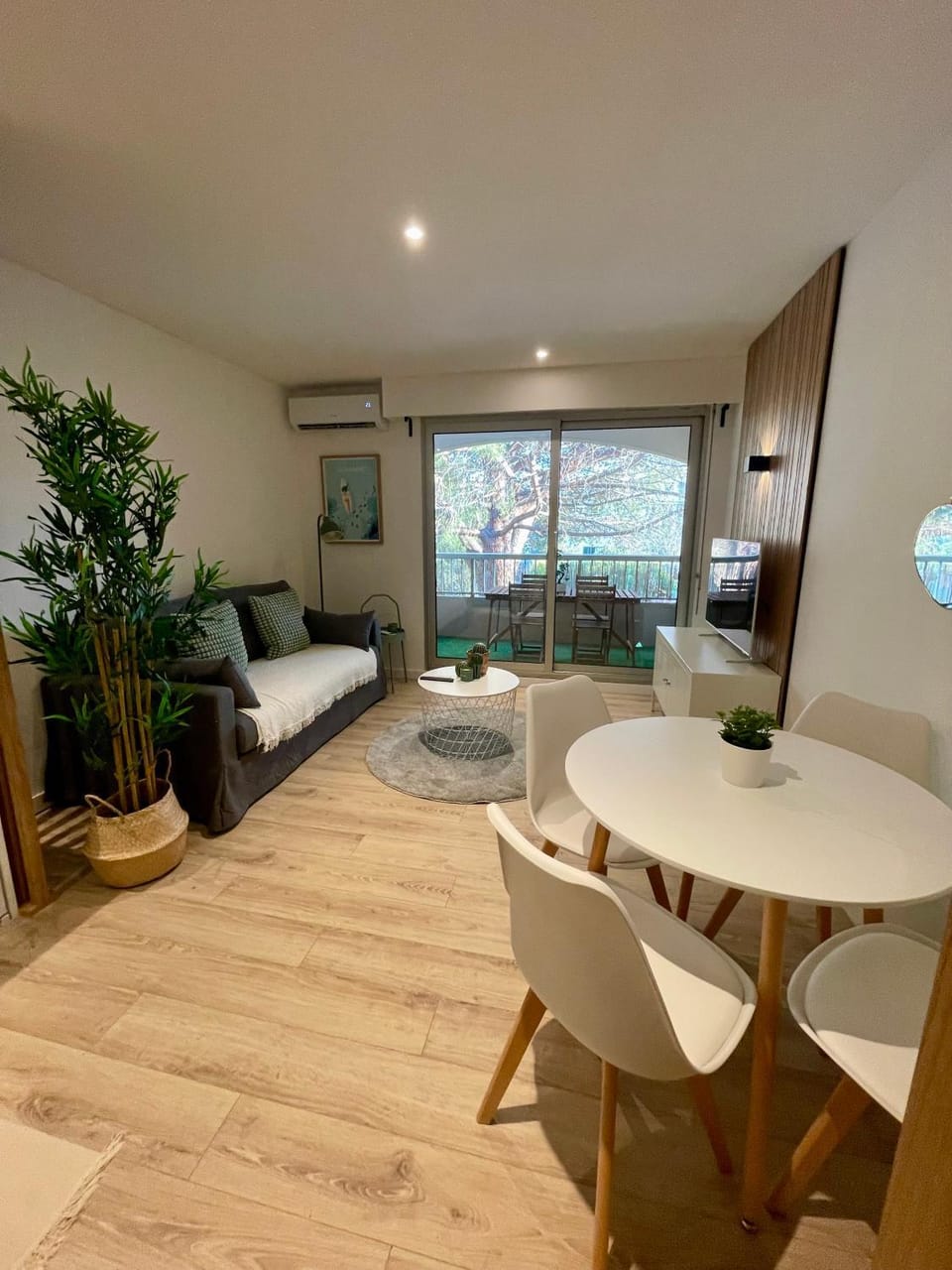 Seating area