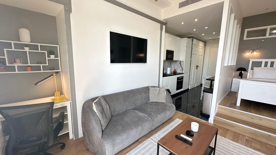 Suite luxueuse Avenue des Champs-Élysées Apartment in Paris