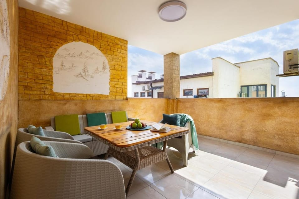 Patio, Seating area