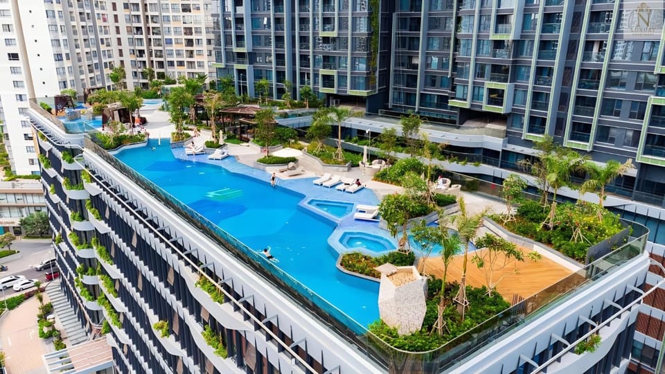 Pool view, Swimming pool