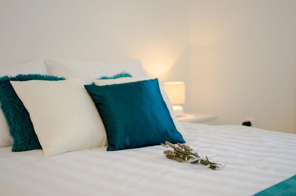 Bed, Decorative detail, Decorative detail