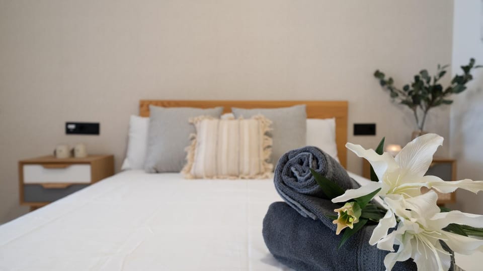 Bed, Photo of the whole room